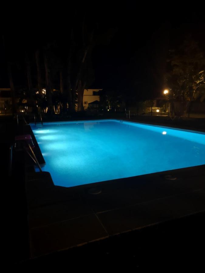 Puerto Banus Apartment Near Beachfront, Sunny Terrace, Pool, Tennis Court, Parking And Movies Projector Marbella Exterior foto