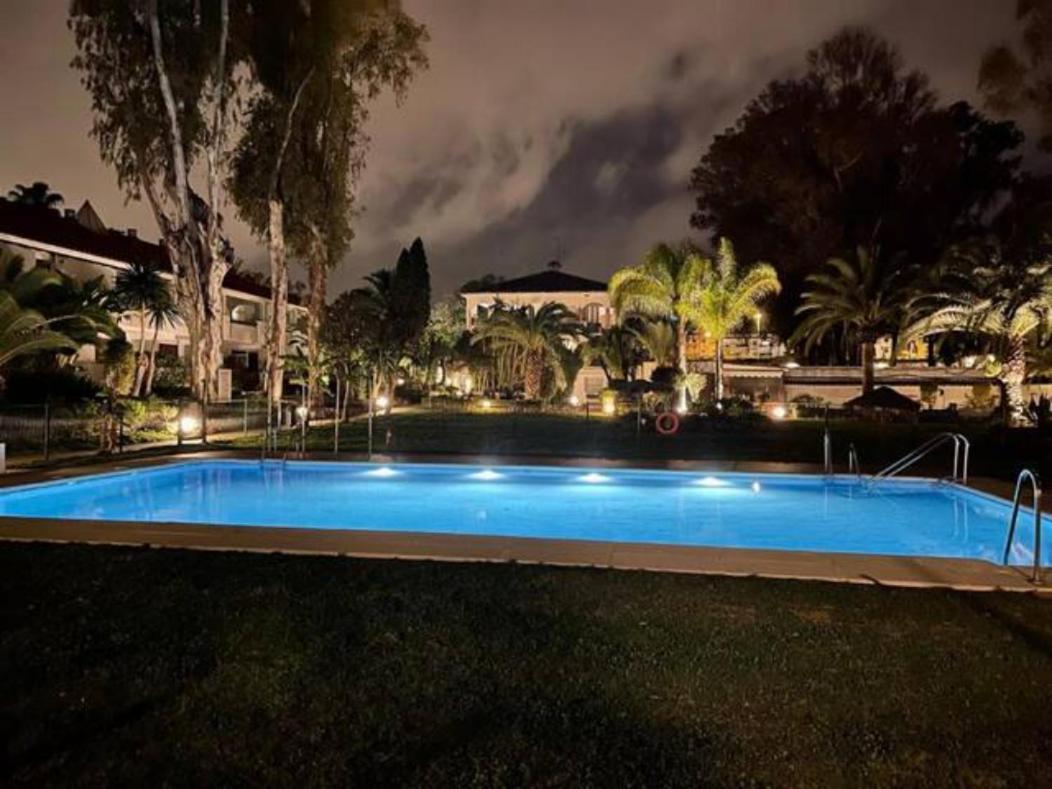 Puerto Banus Apartment Near Beachfront, Sunny Terrace, Pool, Tennis Court, Parking And Movies Projector Marbella Exterior foto